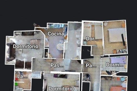 Продажа дома в Бенисанет, Таррагона, Испания 5 спален, 1172м2 №153880 - фото 29