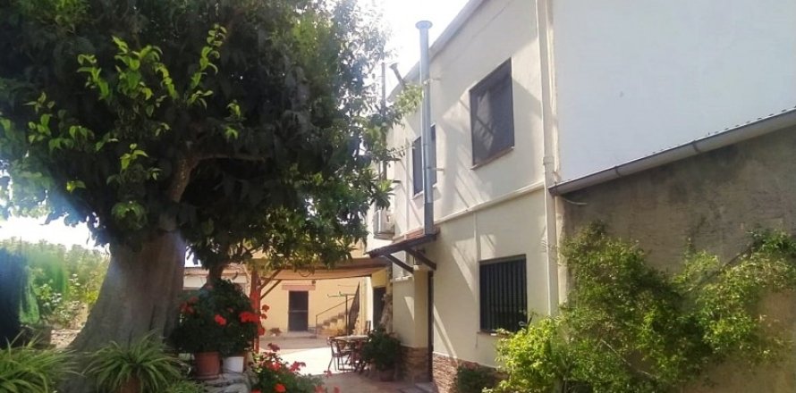 Дом в Бенисанет, Таррагона, Испания 5 спален, 1172м2 №153880