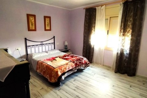 Продажа дома в Бенисанет, Таррагона, Испания 5 спален, 1172м2 №153880 - фото 12