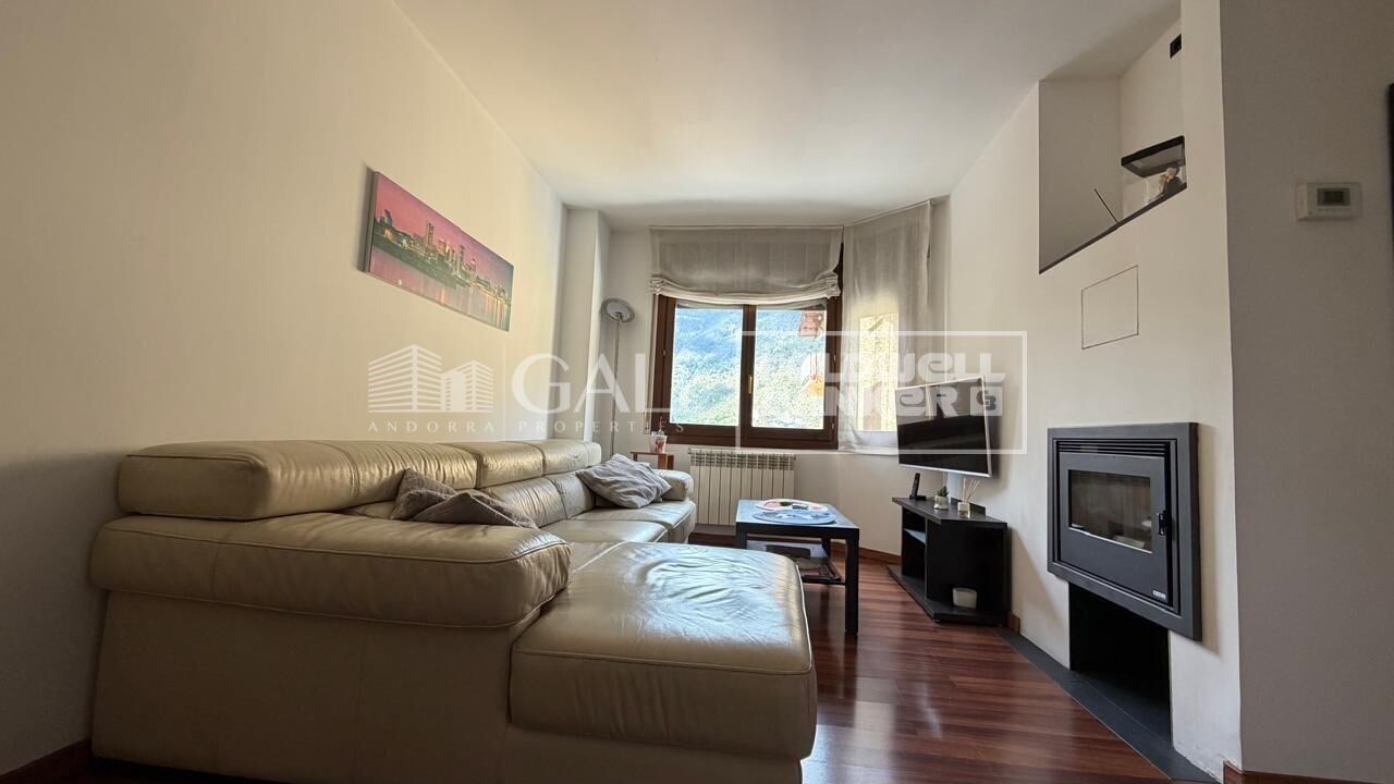 Apartment à Principado De Andorra (Ninguna Poblacion Tiene C.P.), Lleida, Espagne 3 chambres, 80 m2 No. 178654