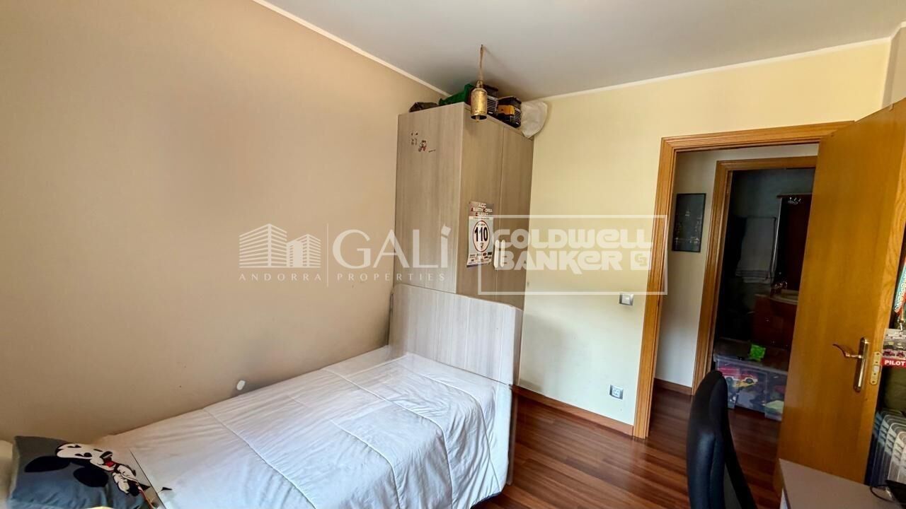 Apartment à Principado De Andorra (Ninguna Poblacion Tiene C.P.), Lleida, Espagne 3 chambres, 80 m2 No. 178654