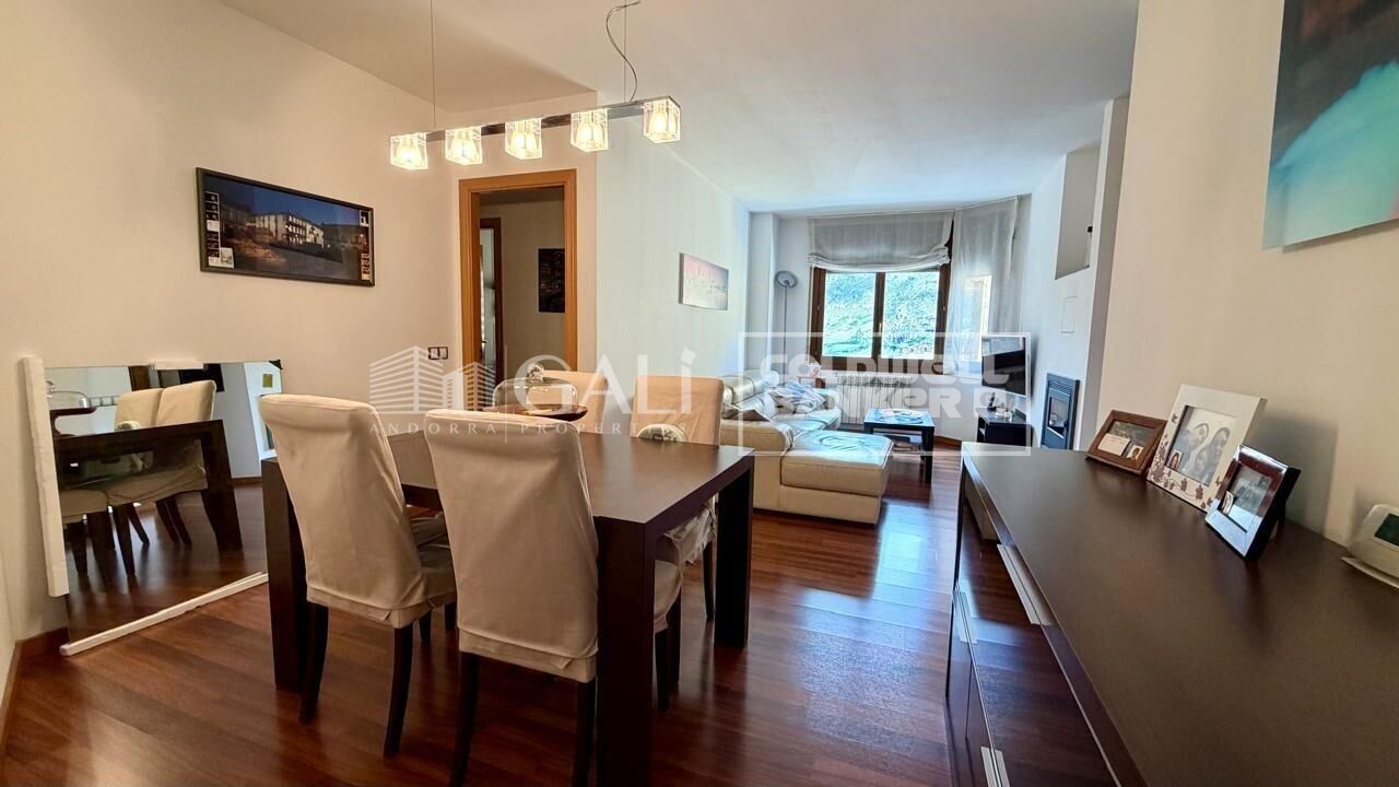 Apartment à Principado De Andorra (Ninguna Poblacion Tiene C.P.), Lleida, Espagne 3 chambres, 80 m2 No. 178654