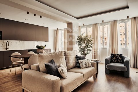 Apartment à Madrid, Espagne 3 chambres, 115 m2 No. 178653