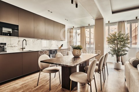 Apartment à vendre à Madrid, Espagne, 3 chambres, 115 m2 No. 178653 - photo 10