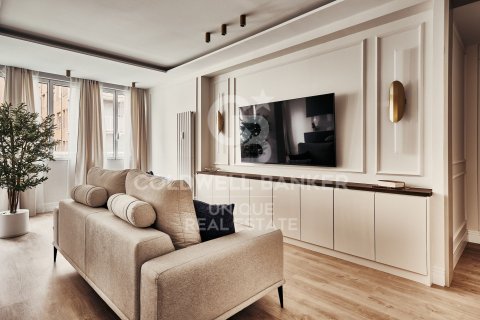 Apartment à vendre à Madrid, Espagne, 3 chambres, 115 m2 No. 178653 - photo 4