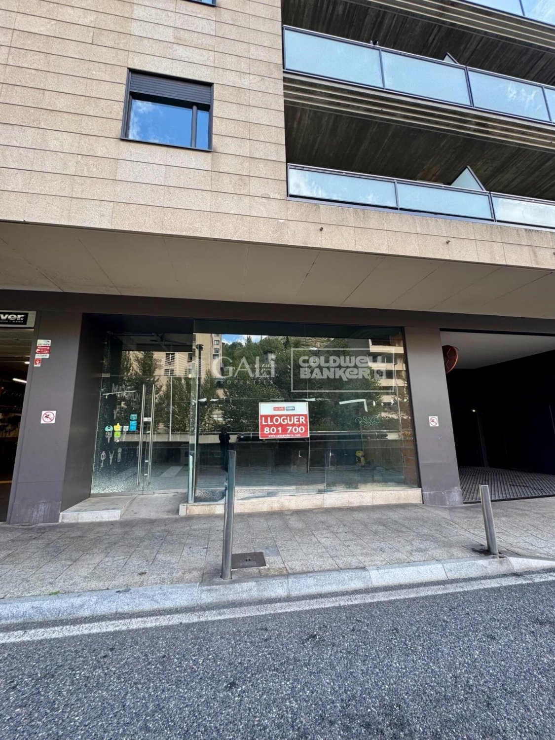 Gewerbeimmobilien in Principado De Andorra (Ninguna Poblacion Tiene C.P.), Lleida, Spanien 395 m2 Nr. 178648