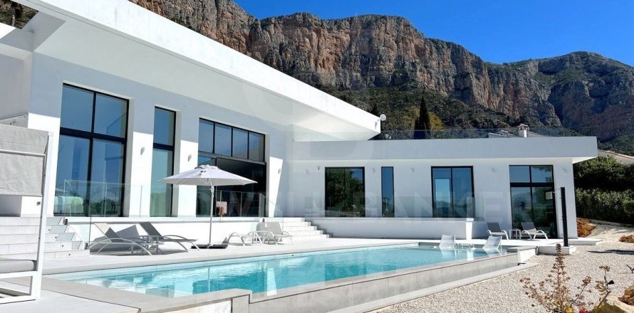 Villa à Javea, Alicante, Espagne 4 chambres, 324 m2 No. 178651