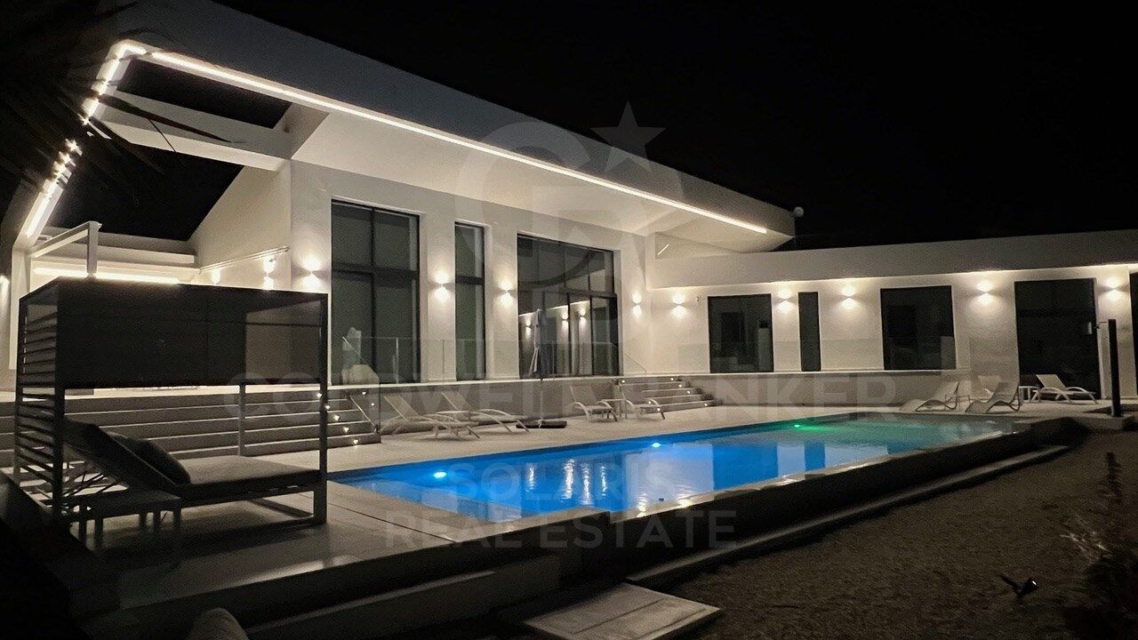 Villa en Jávea, Alicante, España 4 dormitorios, 324 m2 No. 178651