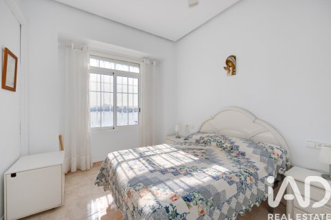 Wohnung zum Verkauf in Torrevieja, Alicante, Spanien 4 Schlafzimmer, 108 m2 Nr. 152693 - Foto 9