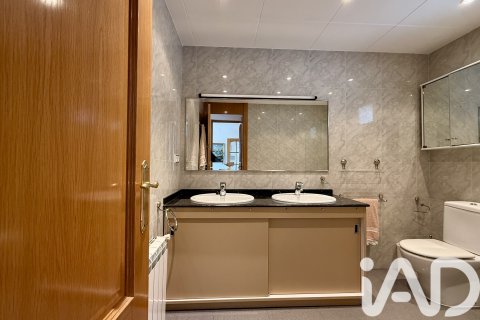 Penthouse w Sant Vicenc De Montalt, Barcelona, Hiszpania 4 sypialnie, 164 mkw. nr 152694 – zdjęcie 13