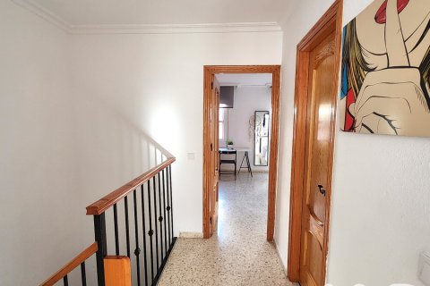 Duplex for sale in Tarifa, Cadiz, Spain 3 bedrooms, 125 sq.m. No. 152692 - photo 13