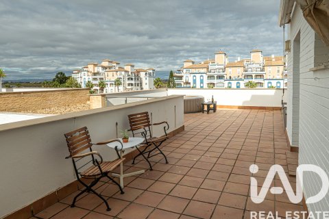 Lägenhet till salu i Ayamonte, Huelva, Spanien 3 sovrum, 213 kvm. Nr. 152691 - foto 7