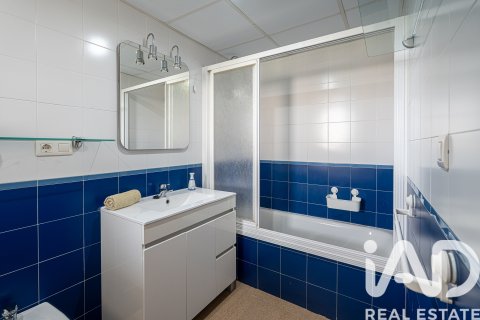 Lägenhet till salu i Ayamonte, Huelva, Spanien 3 sovrum, 213 kvm. Nr. 152691 - foto 25