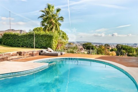 Dom w Esplugues de Llobregat, Barcelona, Hiszpania 4 sypialnie, 452 mkw. nr 159655 – zdjęcie 3