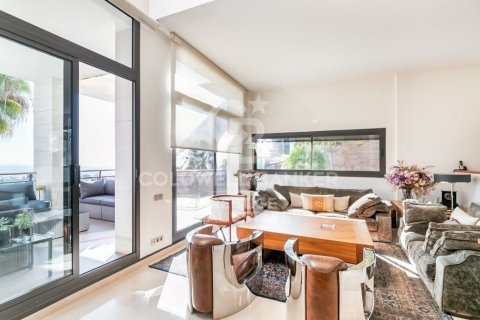 Hus till salu i Esplugues de Llobregat, Barcelona, Spanien 4 sovrum, 452 kvm. Nr. 159655 - foto 9