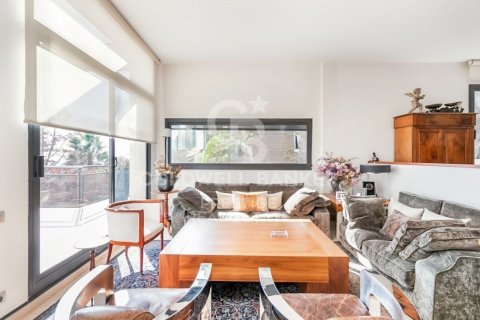 Hus till salu i Esplugues de Llobregat, Barcelona, Spanien 4 sovrum, 452 kvm. Nr. 159655 - foto 5