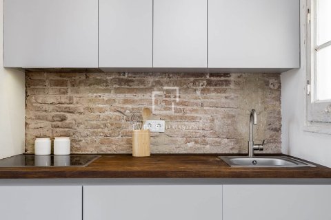 Ático en venta en Barcelona, España 1 dormitorio, 39 m2 No. 150274 - foto 11