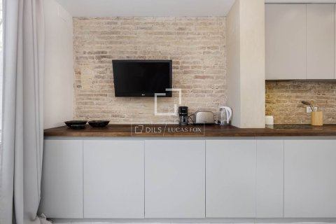 Ático en venta en Barcelona, España 1 dormitorio, 39 m2 No. 150274 - foto 9