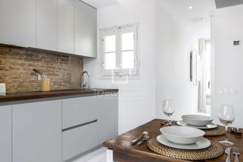 Ático en venta en Barcelona, España 1 dormitorio, 39 m2 No. 150274 - foto 10