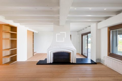 Villa en venta en Cabrera de Mar, Barcelona, España 6 dormitorios, 698 m2 No. 150275 - foto 13