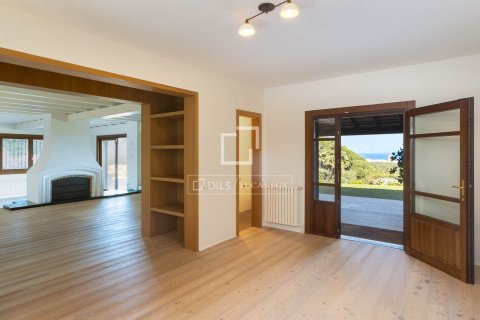 Villa en venta en Cabrera de Mar, Barcelona, España 6 dormitorios, 698 m2 No. 150275 - foto 12
