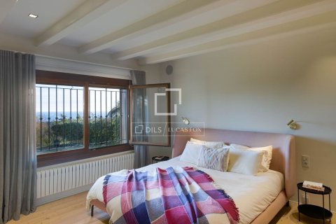 Villa for sale in Cabrera de Mar, Barcelona, Spain 6 bedrooms, 698 sq.m. No. 150275 - photo 16