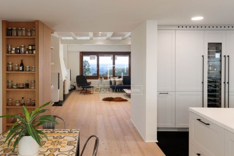 Villa for sale in Cabrera de Mar, Barcelona, Spain 6 bedrooms, 698 sq.m. No. 150275 - photo 9