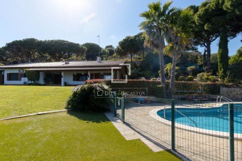 Villa en venta en Cabrera de Mar, Barcelona, España 6 dormitorios, 698 m2 No. 150275 - foto 9
