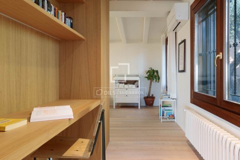 Villa for sale in Cabrera de Mar, Barcelona, Spain 6 bedrooms, 698 sq.m. No. 150275 - photo 20