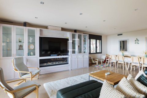 Villa for sale in Premia De Dalt, Barcelona, Spain 5 bedrooms, 375 sq.m. No. 150276 - photo 10