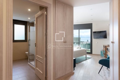 Villa for sale in Premia De Dalt, Barcelona, Spain 5 bedrooms, 375 sq.m. No. 150276 - photo 21