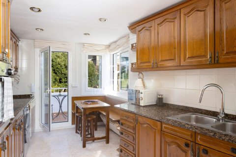 Willa w Alella, Barcelona, Hiszpania 4 sypialnie, 215 mkw. nr 150277 – zdjęcie 29