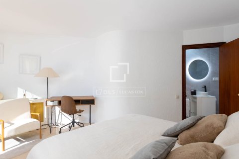 Villa for sale in Alella, Barcelona, Spain 4 bedrooms, 215 sq.m. No. 150277 - photo 22