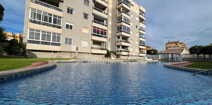 Wohnung in Torrevieja, Alicante, Spanien 2 Schlafzimmer, 68 m2 Nr. 147565