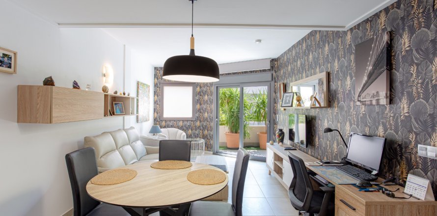 Wohnung in Torrevieja, Alicante, Spanien 2 Schlafzimmer, 70 m2 Nr. 147562