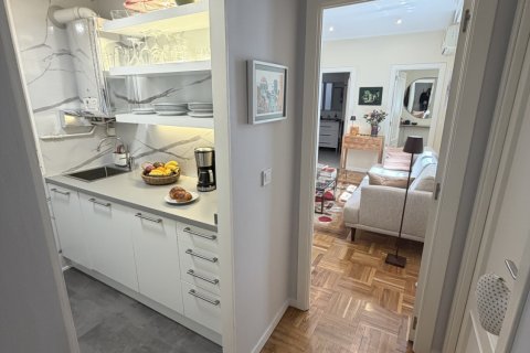 Продажа квартиры в Мадрид, Испания 2 спальни, 49м2 №195132 - фото 25