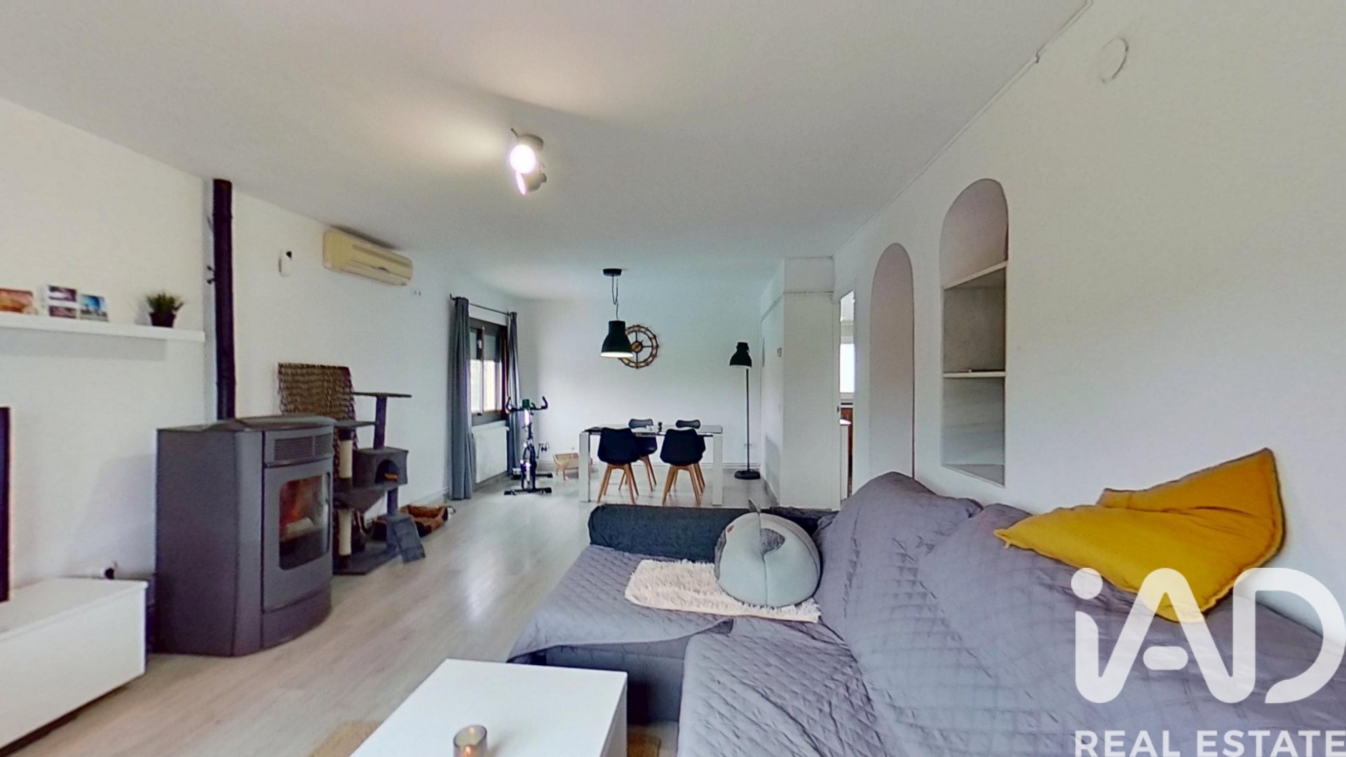 House in El Montmell, Tarragona, Spanien 4 Schlafzimmer, 196 m2 Nr. 195136