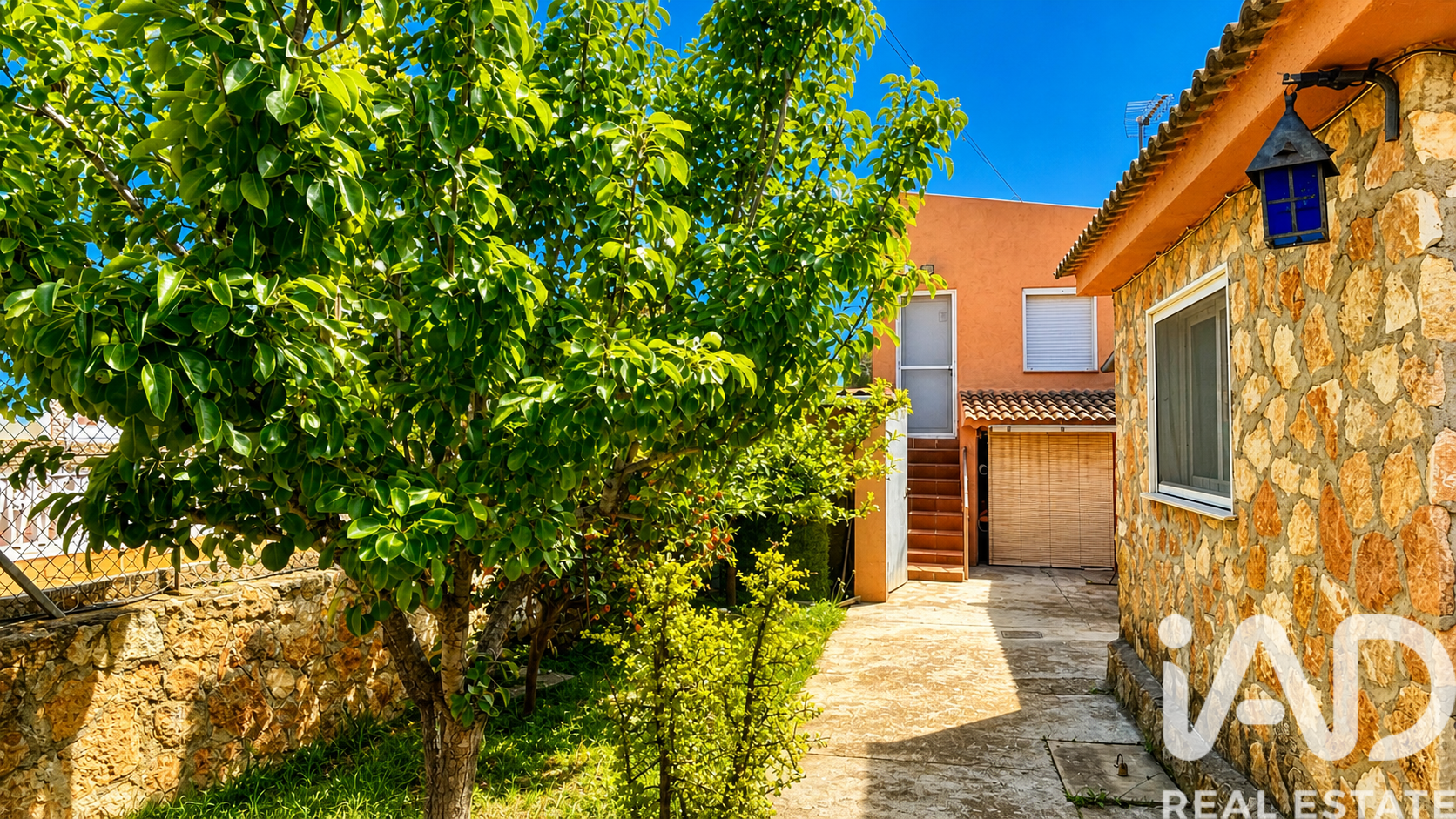 House in El Montmell, Tarragona, Spanien 4 Schlafzimmer, 196 m2 Nr. 195136