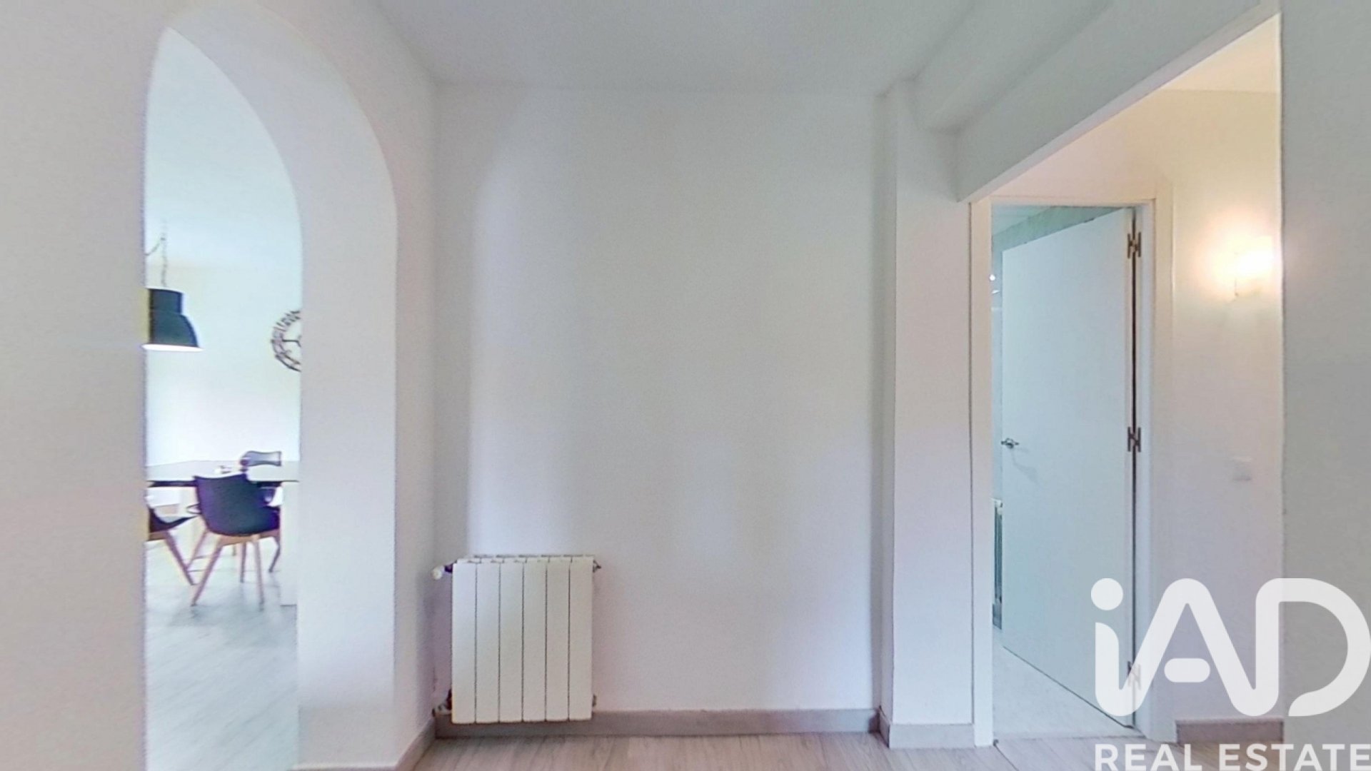 House in El Montmell, Tarragona, Spanien 4 Schlafzimmer, 196 m2 Nr. 195136
