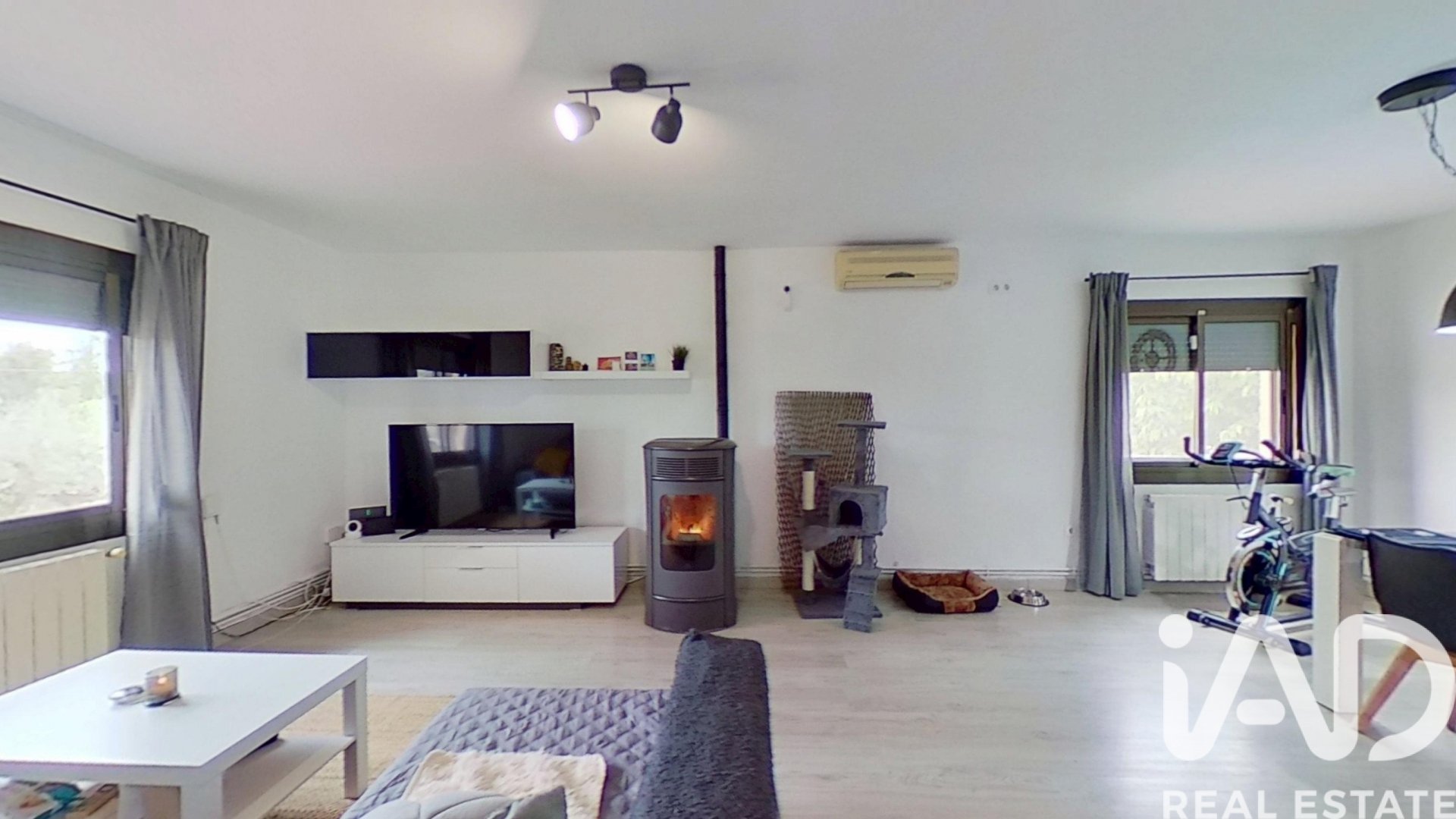 House in El Montmell, Tarragona, Spanien 4 Schlafzimmer, 196 m2 Nr. 195136