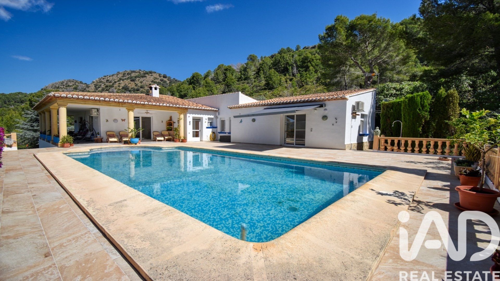 House à Pedreguer, Alicante, Espagne 4 chambres, 557 m2 No. 195134