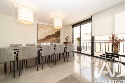 Продажа триплекса в Леон, Испания 5 спален, 463м2 №195138 - фото 19