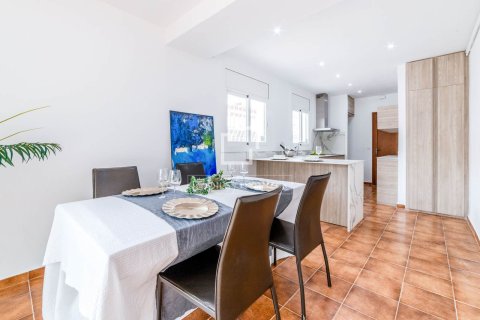 Villa zum Verkauf in Sitges, Barcelona, Spanien 4 Schlafzimmer, 196 m2 Nr. 150199 - Foto 4