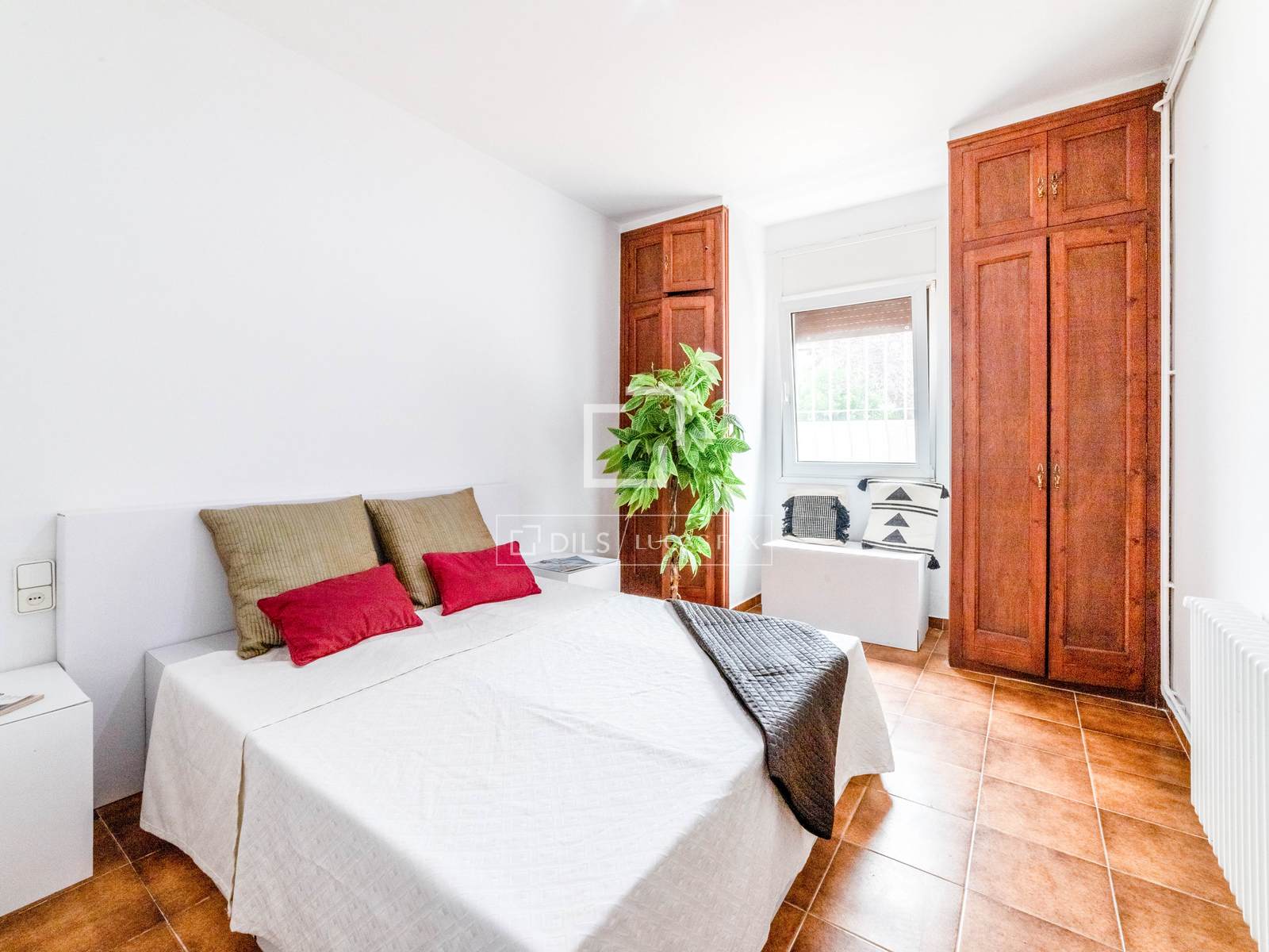 Villa in Sitges, Barcelona, Spain 4 bedrooms, 196 sq.m. No. 150199