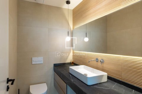 Villa for sale in Teia, Barcelona, Spain 6 bedrooms, 470 sq.m. No. 150201 - photo 17