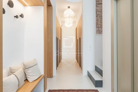 Villa en venta en Barcelona, España 4 dormitorios, 222 m2 No. 150200 - foto 23