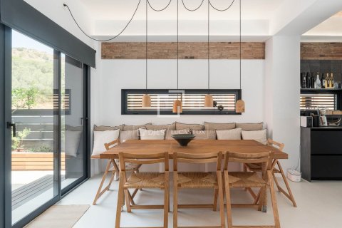 Villa en venta en Barcelona, España 4 dormitorios, 222 m2 No. 150200 - foto 17