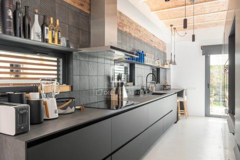 Villa en venta en Barcelona, España 4 dormitorios, 222 m2 No. 150200 - foto 20