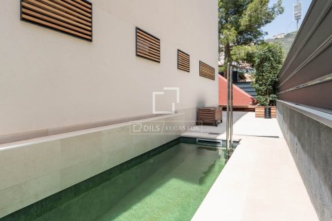 Villa en venta en Barcelona, España 4 dormitorios, 222 m2 No. 150200 - foto 7