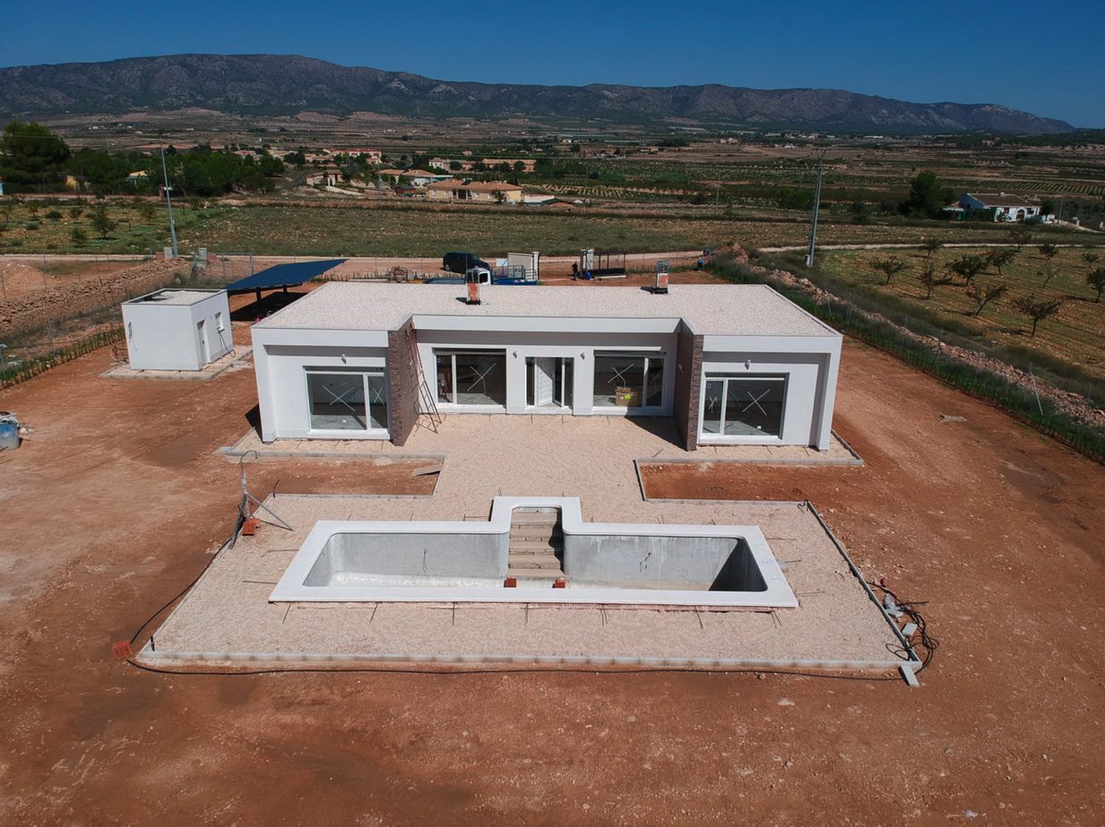 Villa i Pinoso, Alicante, Spanien 3 sovrum, 150 kvm. Nr. 81050